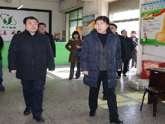 副省長李悅一行數人來我公司調研